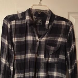 Small Abercrombie flannel- dark blue and grey